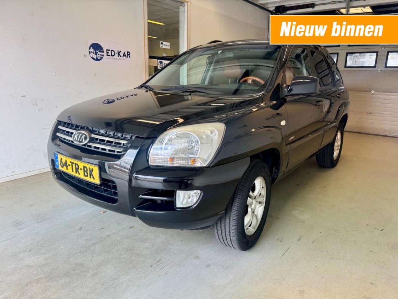 Kia Sportage - 2.7 V6 M-bition 4WD CLIMA HALFLEER NAP HANDELPRIJS - AutoWereld.nl