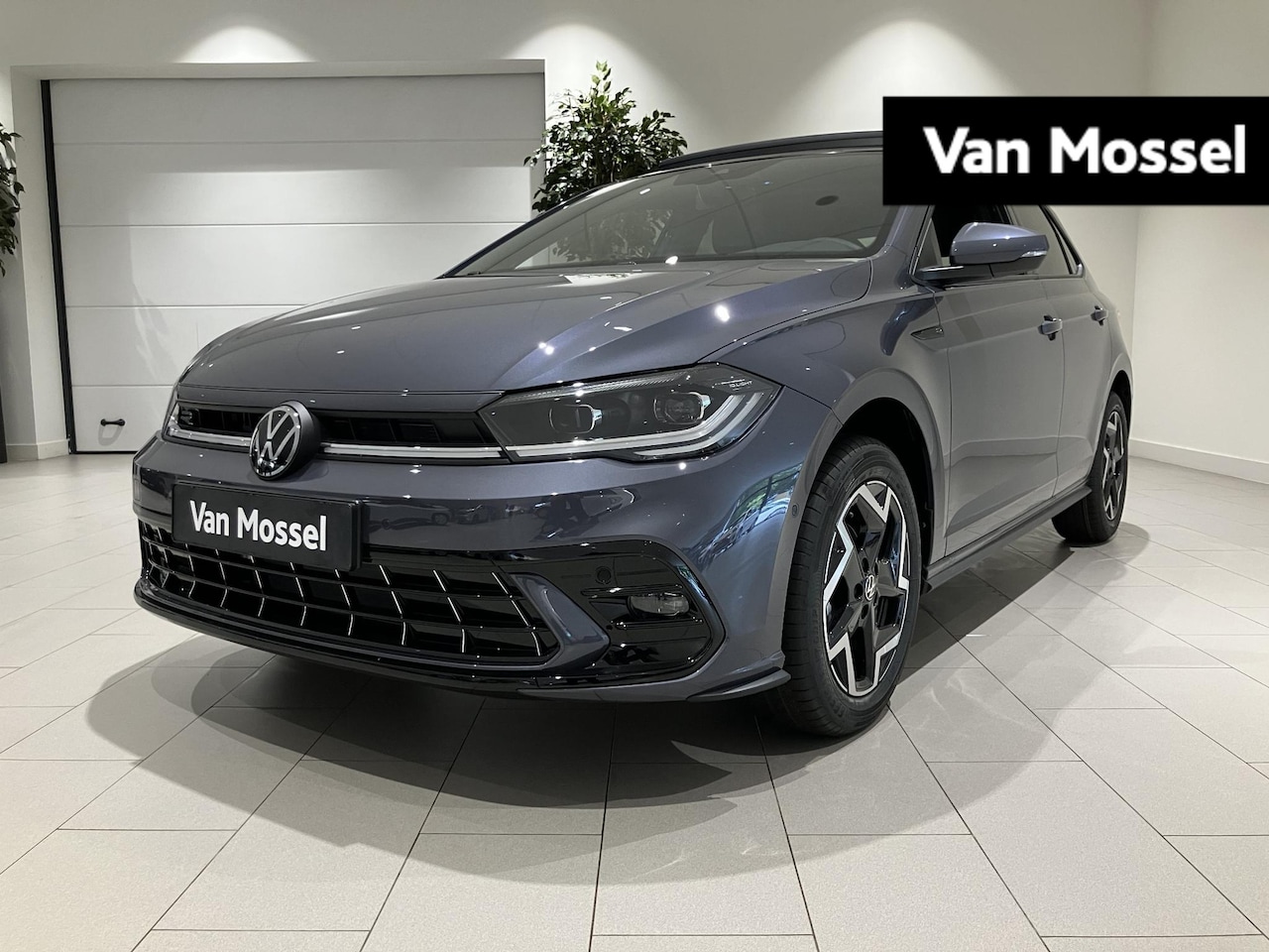 Volkswagen Polo - 1.0 TSI R-Line Edition | Fysieke voorraad auto | Panoramisch dak | Stoelverwarming | Draad - AutoWereld.nl