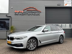 BMW 5-serie Touring - 520d xDrive High Executive LED / Adaptive cruise / Keyless