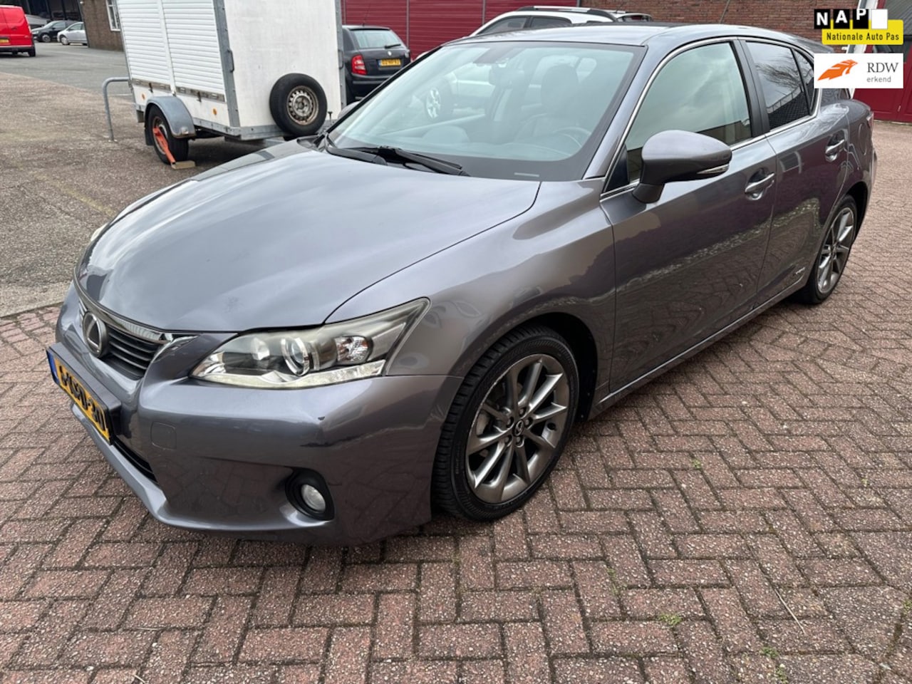 Lexus CT 200h - Business Line NAVI LEER CAMERA NAP APK - AutoWereld.nl