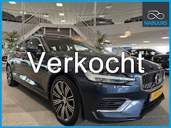 Volvo V60 - 2.0 T8 Twin Engine AWD Inscription, Pano, Trekhaak, Leder