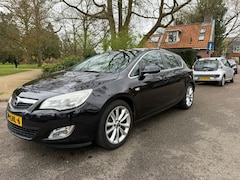 Opel Astra - 1.4 Turbo Cosmo Leer, Clima