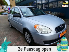 Hyundai Accent - 1.4i Dynamic 97pk Sedan Airco Trekhaak 1100kg. 1e eigenaar