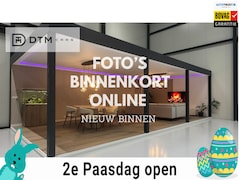 Volvo XC60 - 2.0 T6 Plug-in hybrid AWD Plus Dark Pano Trekhaak Memory Camera Keyless Cruise