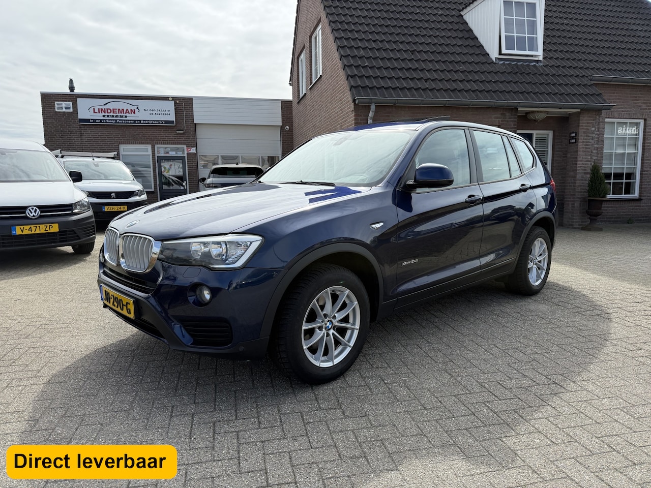 BMW X3 - sDrive20i Aut. Panoramadak Elektr. Trekhaak Org. Nederlands - AutoWereld.nl