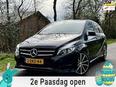 Mercedes-Benz B-klasse - 180 Prestige | Leder + Navi + Cruise + Trekhaak Nu € 12.450,