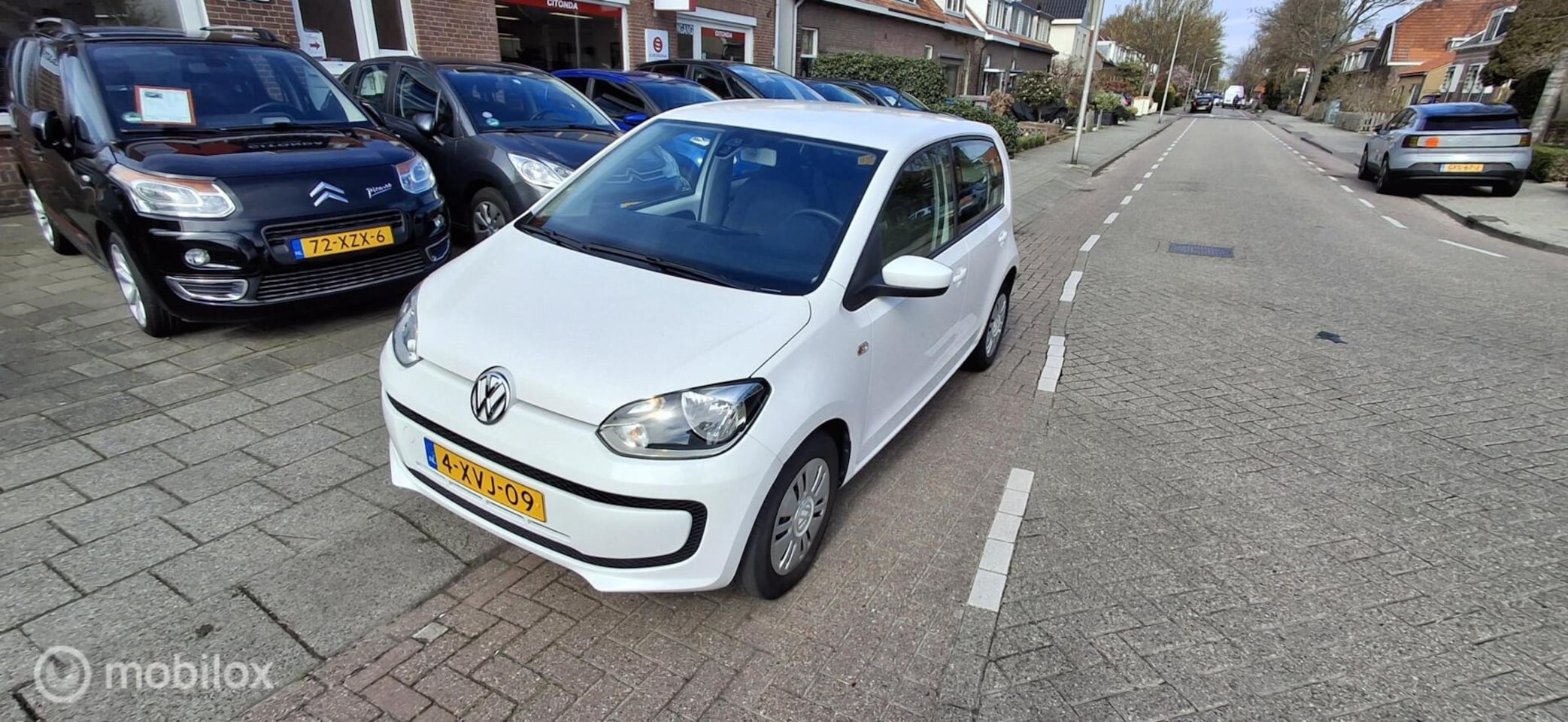 Volkswagen Up! - 1.0 move up! BlueMotion 1.0 move up! BlueMotion, trekhaak - AutoWereld.nl