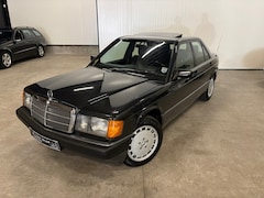 Mercedes-Benz 190-serie - 1.8 E Automaat Sportline Schuifdak
