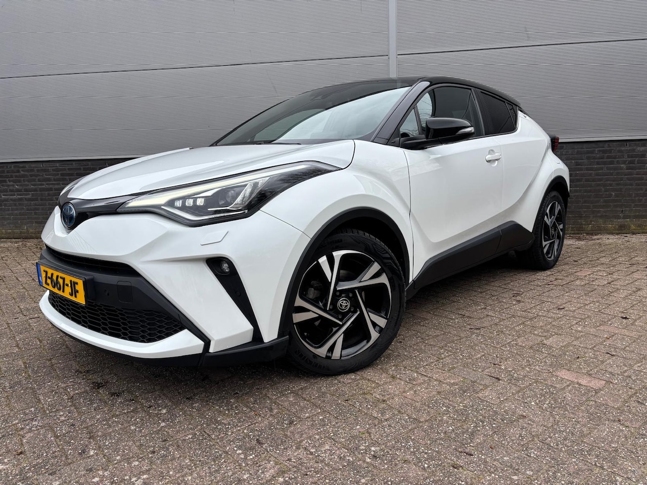 Toyota C-HR - 2.0 Hybrid Dynamic Stoel + Stuurverwarming zeer compleet ! - AutoWereld.nl