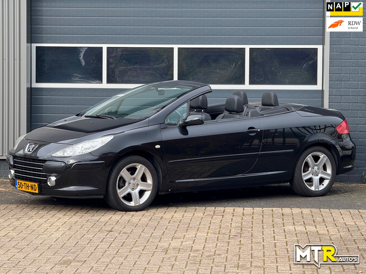 Peugeot 307 CC - 2.0-16V AUT|NAP|NWE APK|LEER|CLIMA - AutoWereld.nl