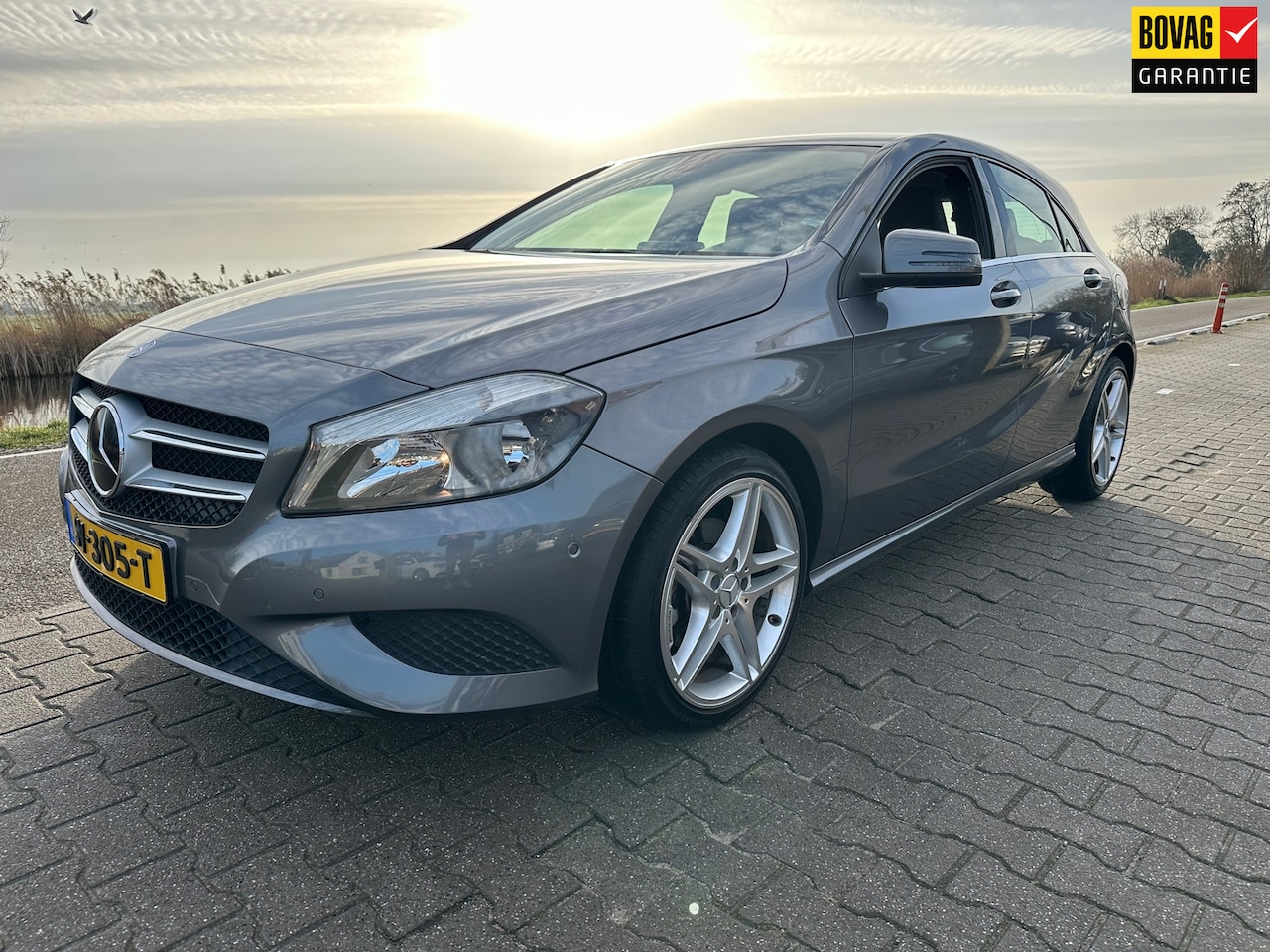 Mercedes-Benz A-klasse - 180 Navi PDC, Cruisecontrol, Bluetooth, Half Leder, Cruisecontrol, - AutoWereld.nl