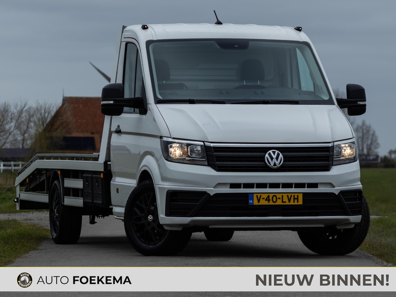 Volkswagen Crafter - 35 2.0 TDI L4 EL Highline Oprijwagen Cruise control Lane assist - AutoWereld.nl