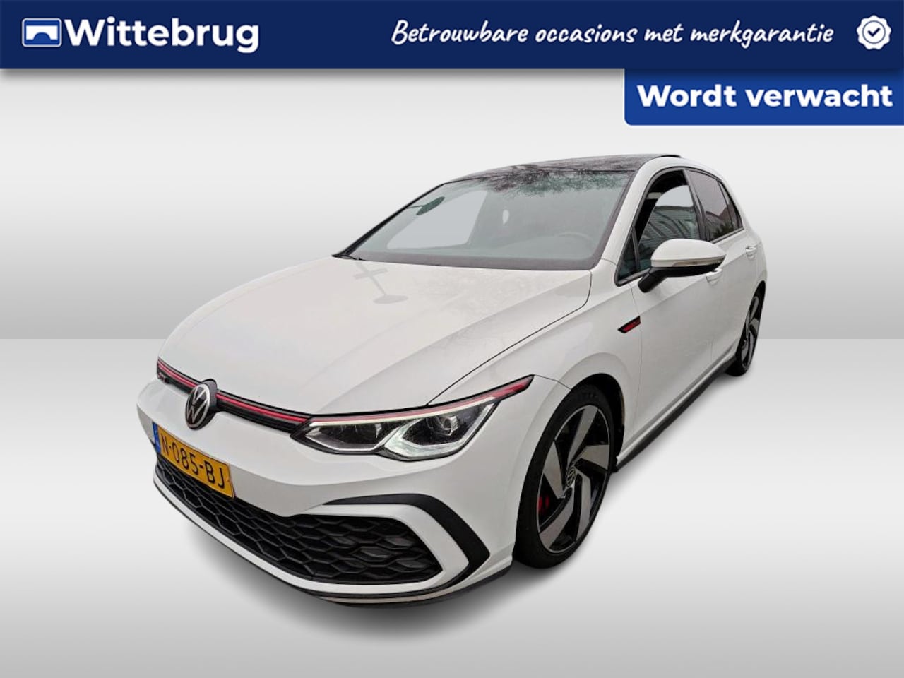 Volkswagen Golf - 2.0 TSI GTI / AUTOMAAT/ 245 PK/ PANO/ CAMERA/ PARK. SENSOREN/ IQ. LIGHT/ VIRTUAL COCKPIT/ - AutoWereld.nl