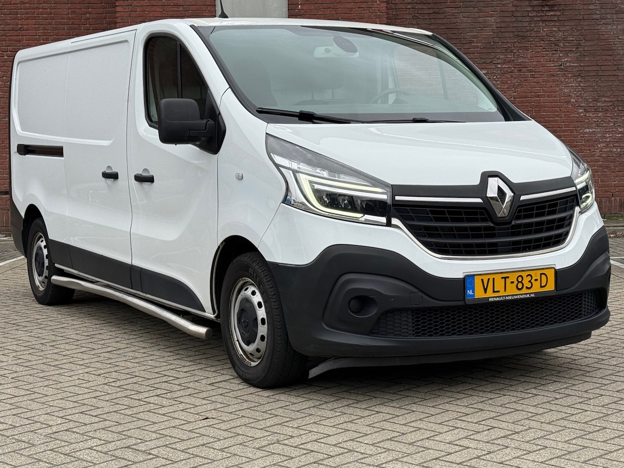 Renault Trafic - 2.0 dCi 120 T29 L2H1|AIRCO|3-ZITS|1EIG|NAP|MARGE - AutoWereld.nl
