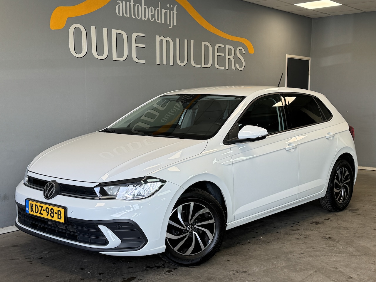 Volkswagen Polo - 1.0 TSI Life Carplay/Cruise/Camera/Navi - AutoWereld.nl