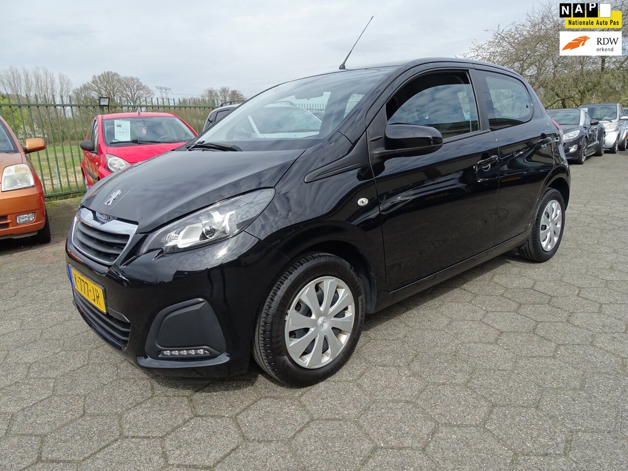 Peugeot 108 - 1.0 e-VTi Active AIRCO/BT/5 DEURS - AutoWereld.nl