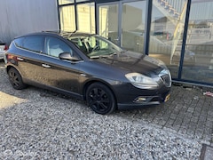 Lancia Delta - 1.4-16V Argento Panoramadak