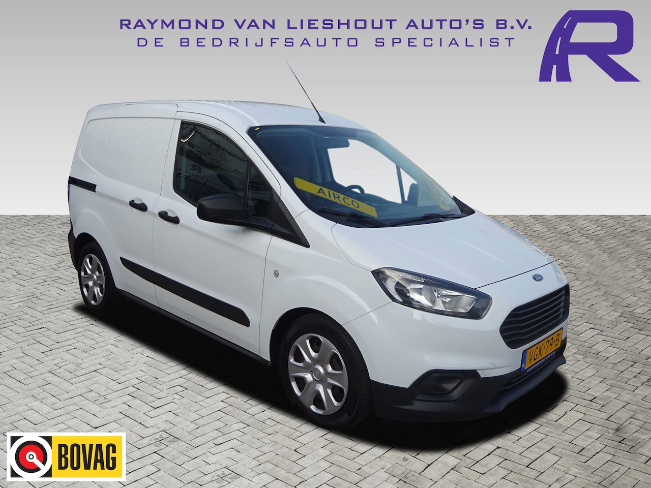 Ford Transit Courier - 1.0 Trend EcoBoost S&S BENZINE GRIJS KENTEKEN AIRCO SCHUIFDEUR - AutoWereld.nl