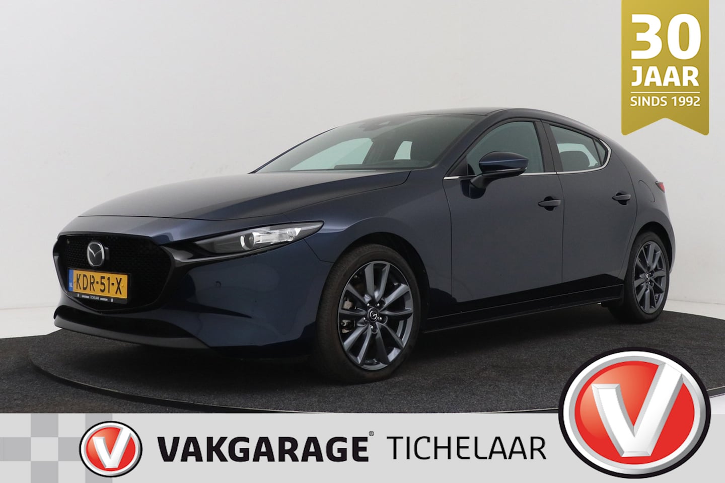 Mazda 3 - 2.0 e-SkyActiv-G M Hybrid 122 Luxury | Trekhaak | Dealer Ond. | CarPlay | Camera | Head-Up - AutoWereld.nl