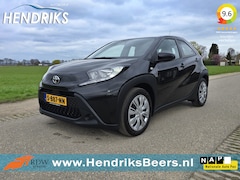 Toyota Aygo X - 1.0 VVT-i MT Play - 74 Pk - Euro 6 - ParkeerCamera