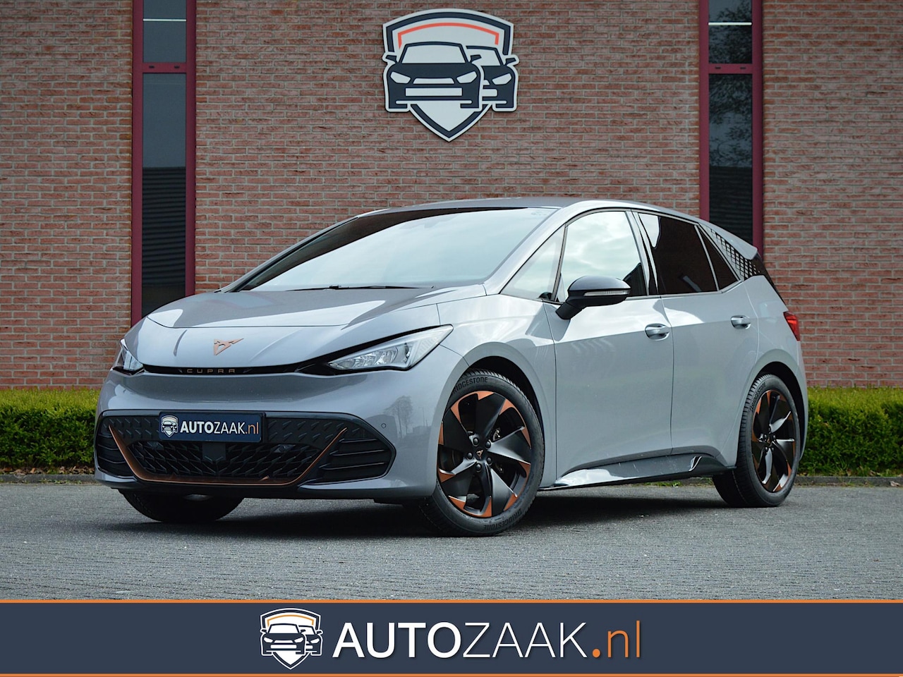 CUPRA Born - Essential Limited 150kW | ACC | All-season - AutoWereld.nl