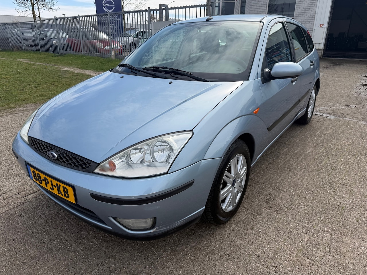 FORD FOCUS
