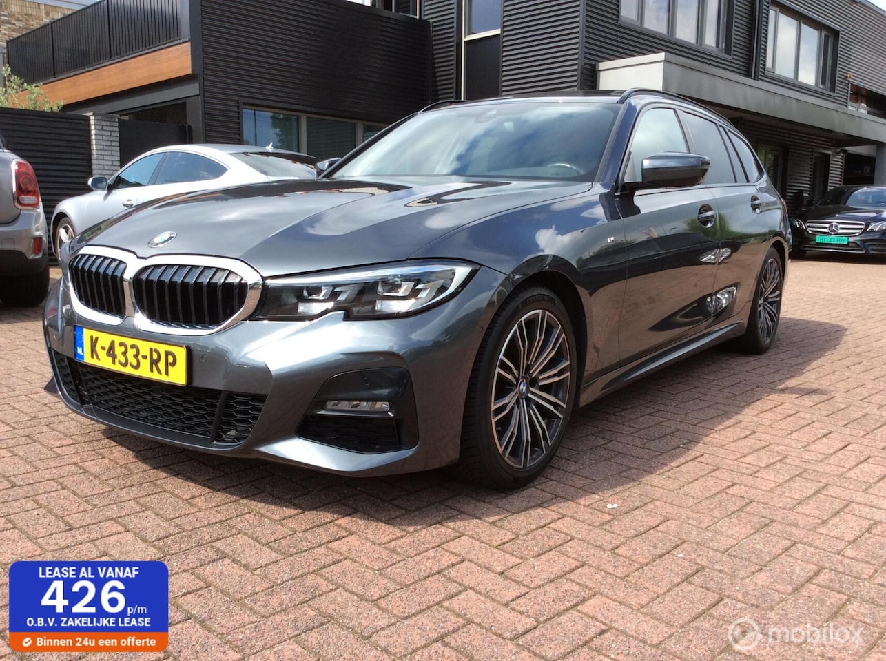 BMW 3-serie Touring - 320i High Executive M-Pakket Panorama dak - AutoWereld.nl