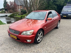 Lexus IS - 200 Executive goed rijdend en bijrellingsvriendelijk