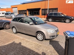 Skoda Fabia Combi - 1.4-16V Tour LEES TEKST/ RIJDT GOED