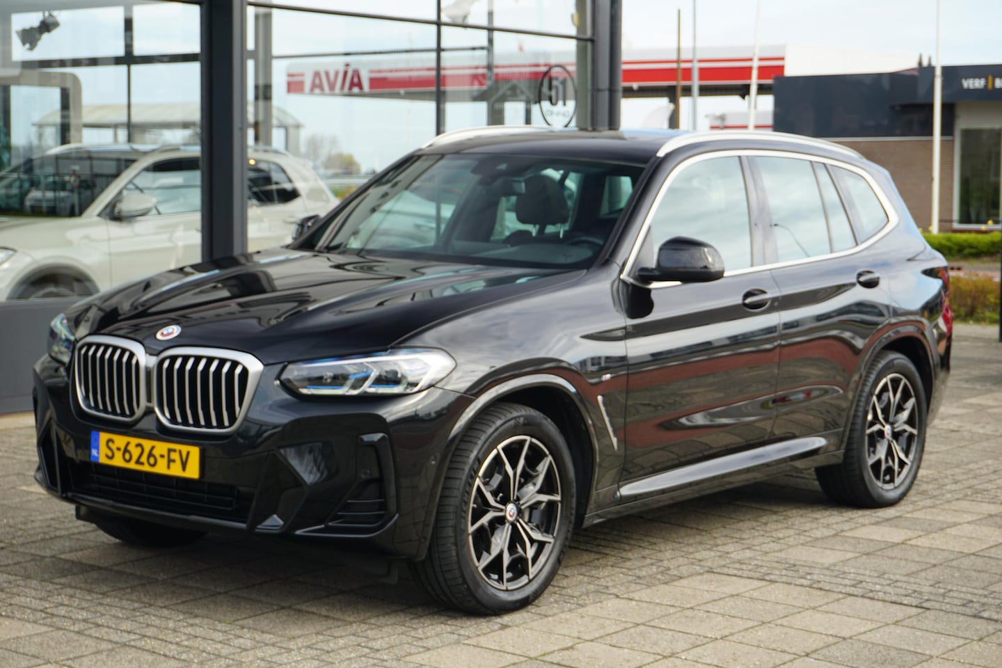 BMW X3 - xDrive20i Business Edition Plus | M pakket | Pano | LASER - AutoWereld.nl