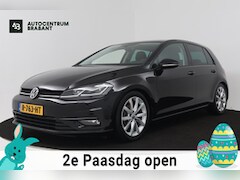 Volkswagen Golf - 1.5 TSI Highline Business R-Line (NAVIGATIE, STOELVERWARMING, LED, MASSAGE STOELEN, PDC)