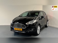 Ford Fiesta - 1.0 Titanium | NIEUWE DISTRIBUTIE | PARKEERSENS. | VOORRUITVERWARM. |