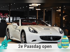 Ferrari California - 4.3 V8 30. F1, 490PK, Carbon, Driver Zone, Keramisch, Camera