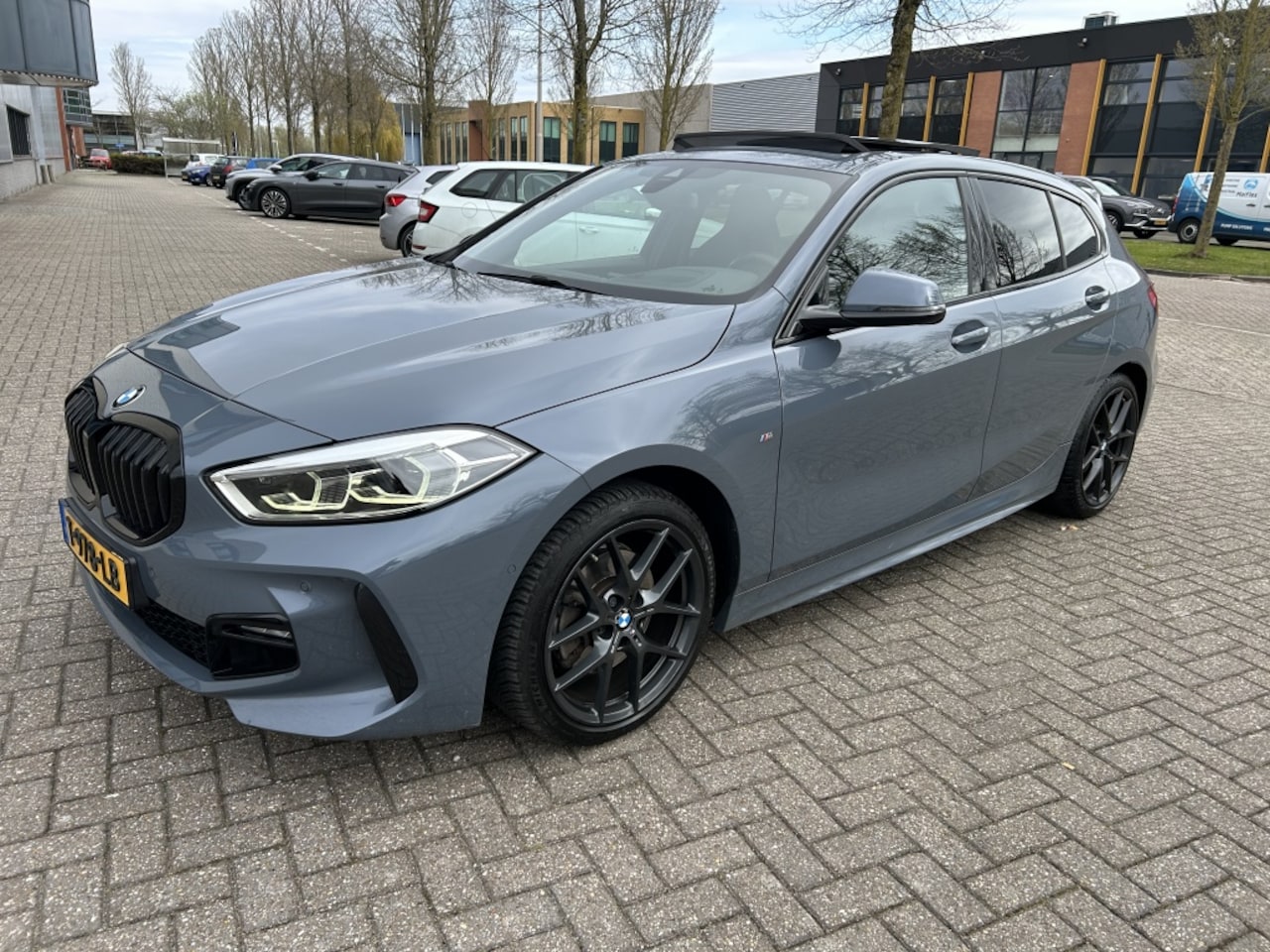 BMW 1-serie - 118i High Exec M-Sport FULL OPTIONS. - AutoWereld.nl