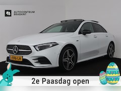 Mercedes-Benz A-klasse - 250 e Business Solution AMG Limited (PANORAMADAK, TREKHAAK, STOELVERWARMING, SFEERVERLICHT