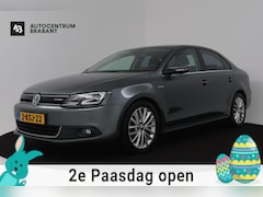 Volkswagen Jetta - 1.4 TSI Hybrid Highline (ACHTERUITRIJCAMERA, AUTOMAAT, PARKEERSENSOREN, CRUISE CONTROL)