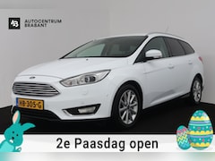 Ford Focus Wagon - 1.0 First Edition (NAVIGATIE, STOELVERWARMING, PDC, VOORRUITVERWARMING, PARKEERHULP)