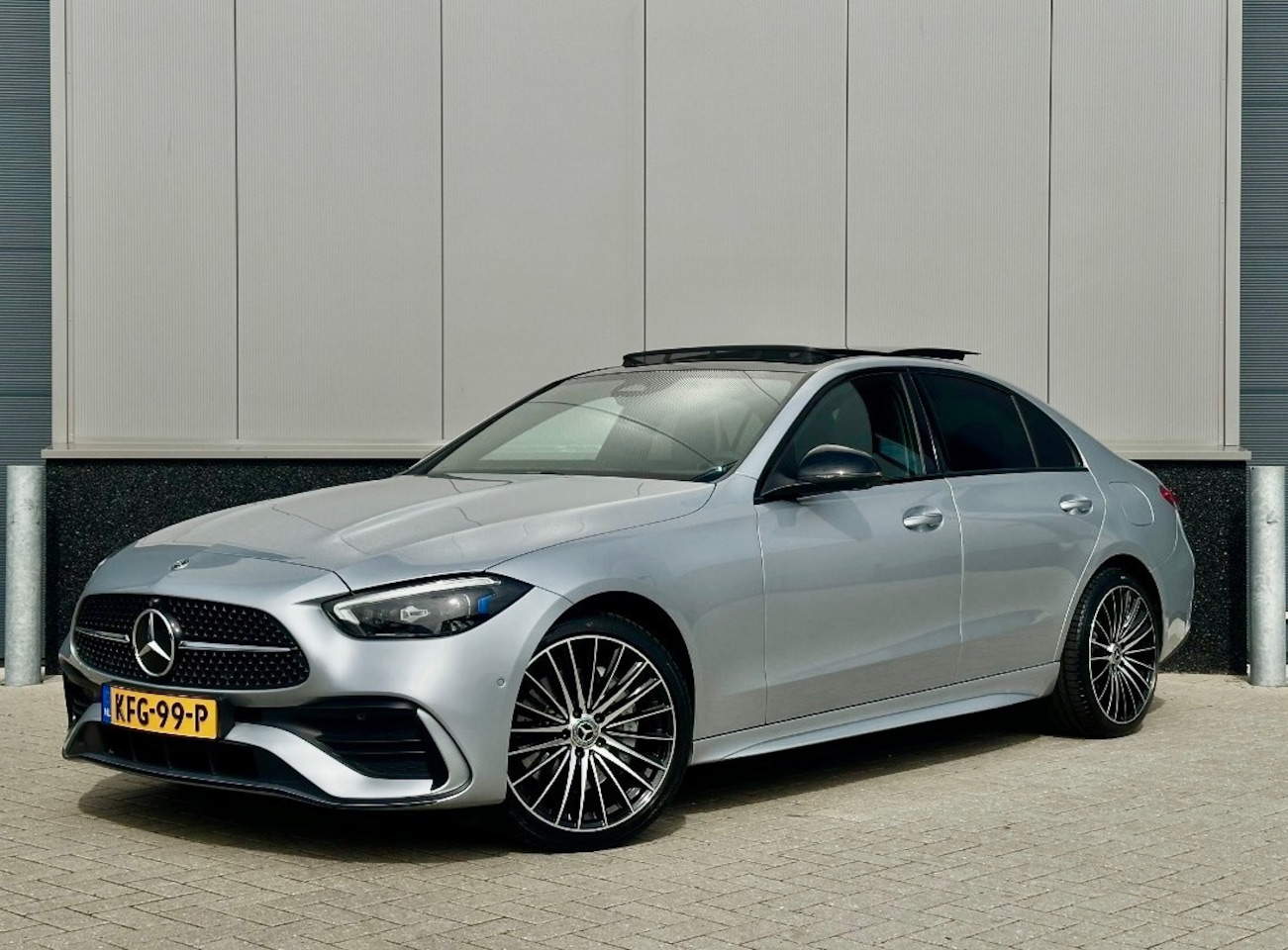 Mercedes-Benz C-klasse - 300 e AMG Line Limited 300 e AMG Line Limited - AutoWereld.nl