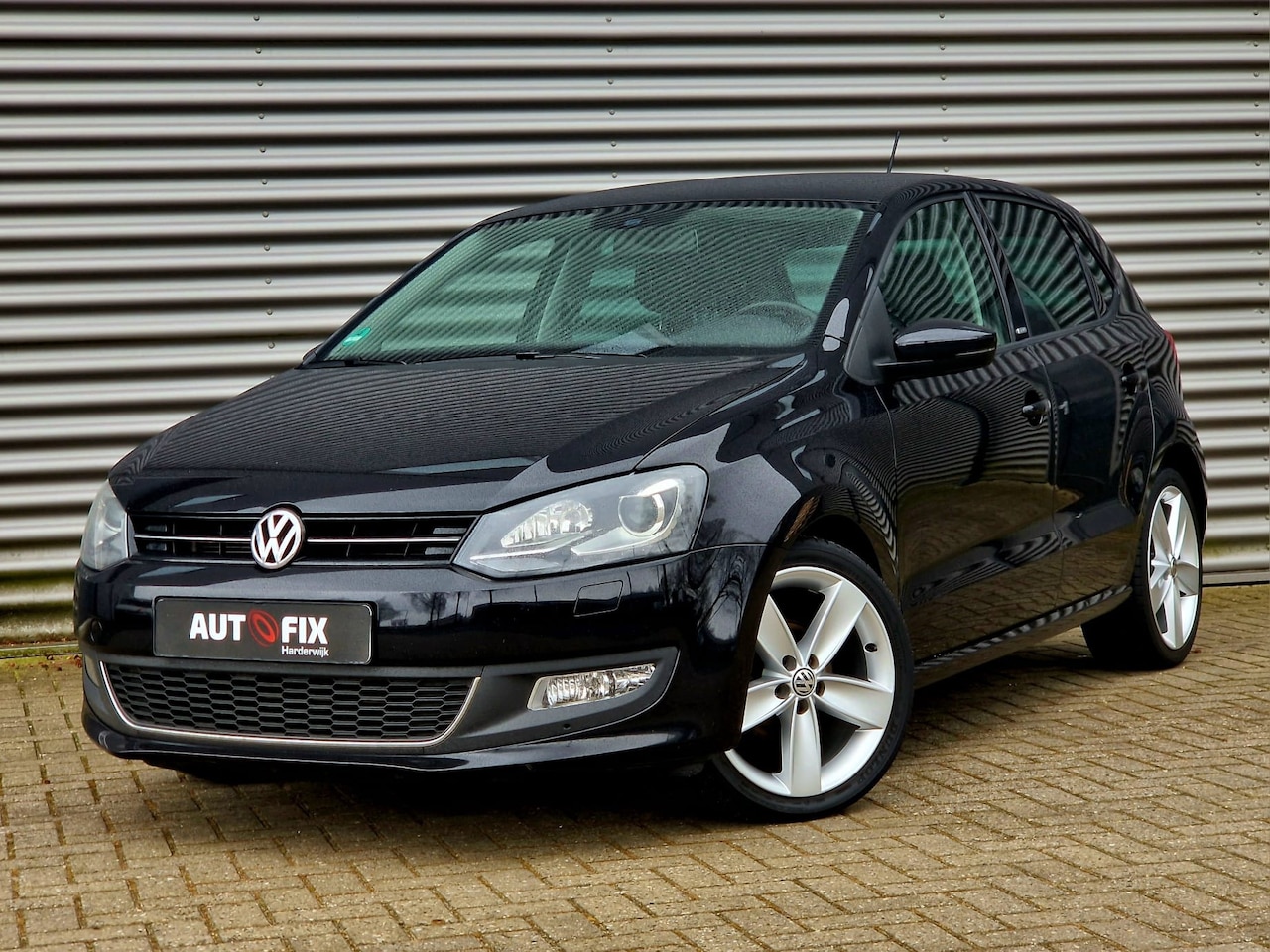 Volkswagen Polo - 1.2 TSI Highline Style LED / Stoelverw / Cruise - AutoWereld.nl