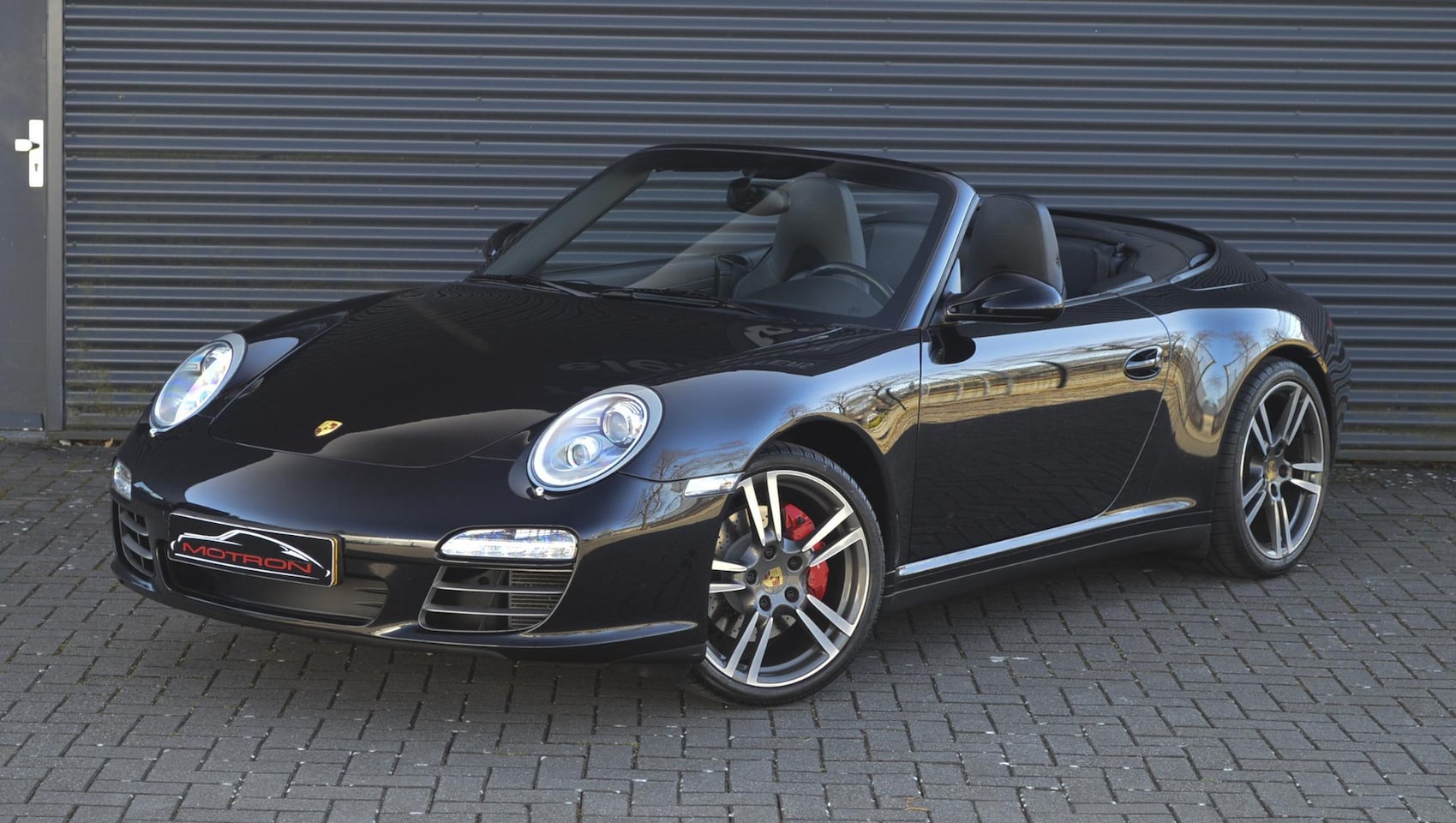 PORSCHE 911 CARRERA 4S