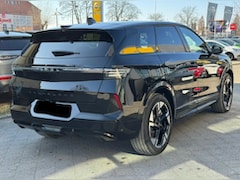 Opel Grandland - 1.6 Plug-in-Hybrid Ultimate 195pk 4x Beschikbaar | Schuif-/Kanteldak | Afn. Trekhaak | FOC