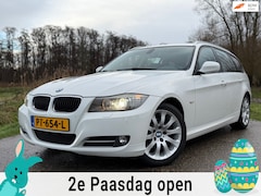 BMW 3-serie Touring - 318i High Executive / Automaat / Panorama dak / Goed onderhouden / Climate Control / Stoel
