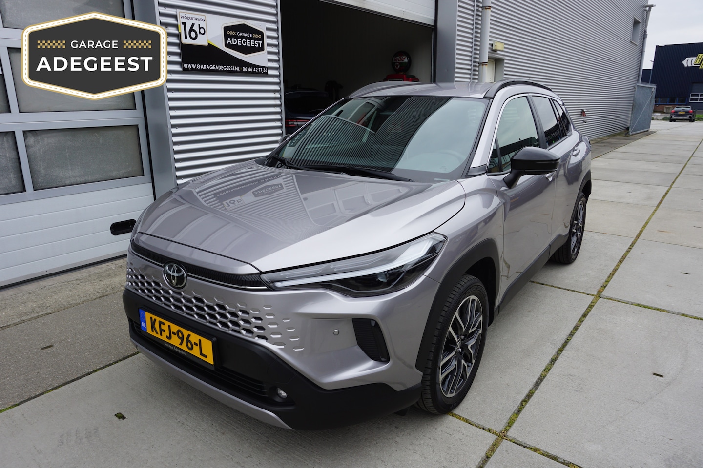 Toyota Corolla Cross - Hybrid 180 Dynamic |Navi|Carplay|PDC V+A|Dodehoek|Stoel en stuurverw.|Camera| 2.0 180PK - AutoWereld.nl