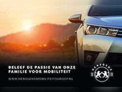 Toyota C-HR - 1.8 Hybrid Bi-tone