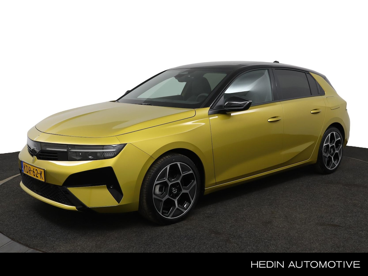 Opel Astra - 1.6 Turbo Plug In Hybrid Ultimate | Suede Intelli-Seat sportstoelen AGR | Panoramisch zonn - AutoWereld.nl