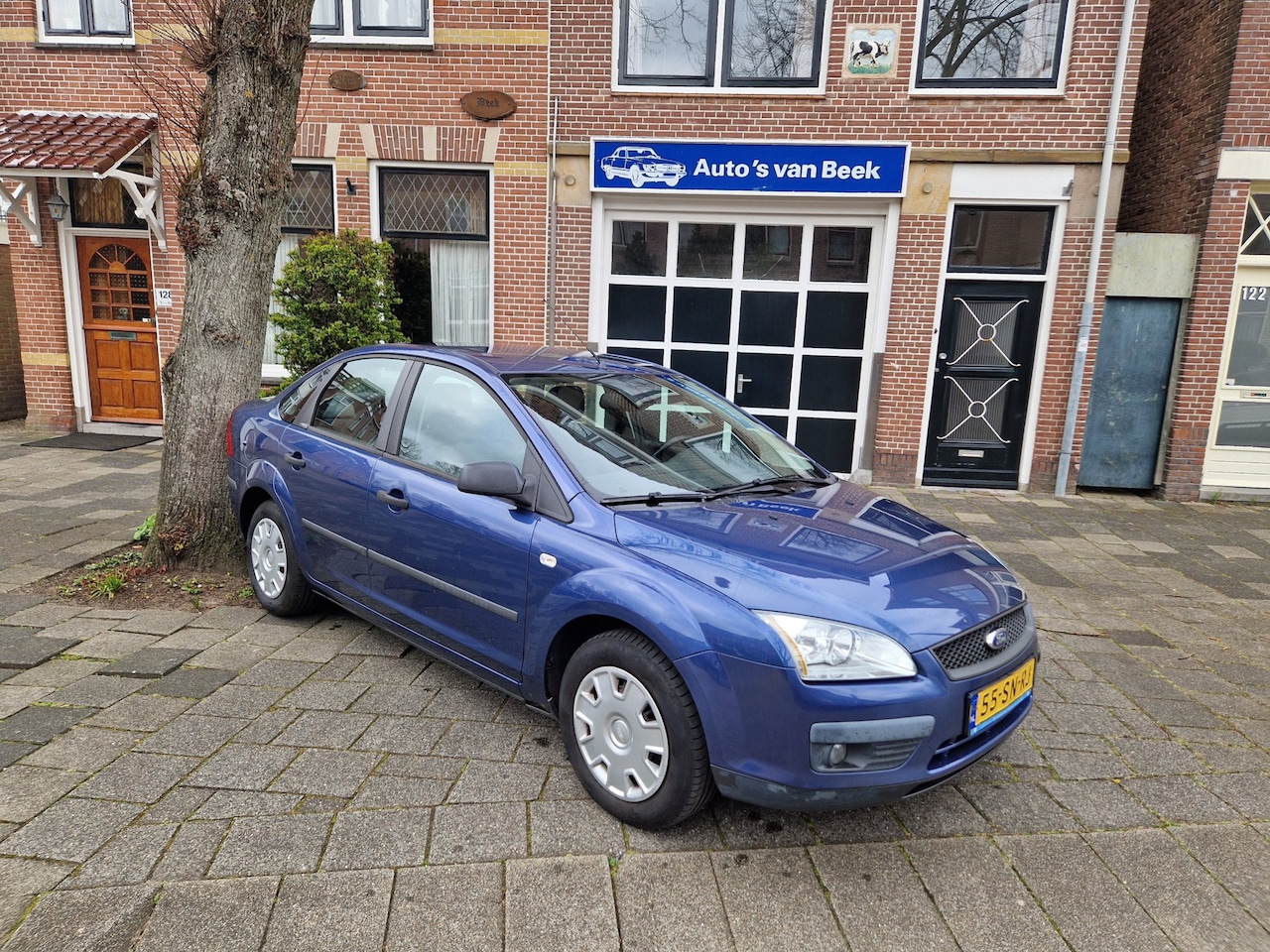 Ford Focus - 1.6-16V Trend 4 drs nw-apk - AutoWereld.nl