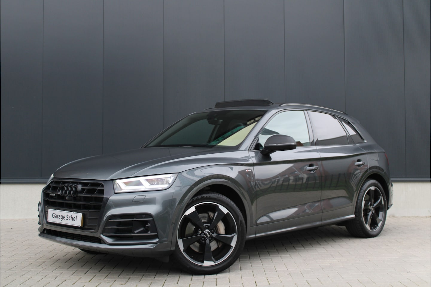 Audi Q5 - 55 TFSI e quattro Competition - Pano - Trekhaak - Luchtvering - Keyless - ACC - Stoelverwa - AutoWereld.nl