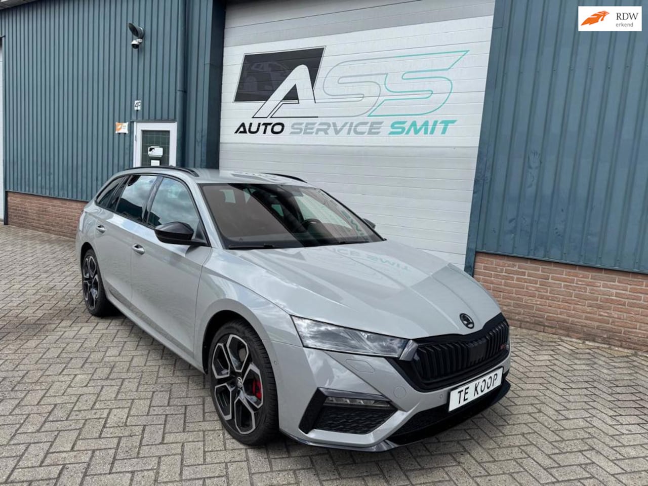 Skoda Octavia Combi - 1.4 TSI RS iV PHEV Business 1.4 TSI RS iV PHEV Business - AutoWereld.nl