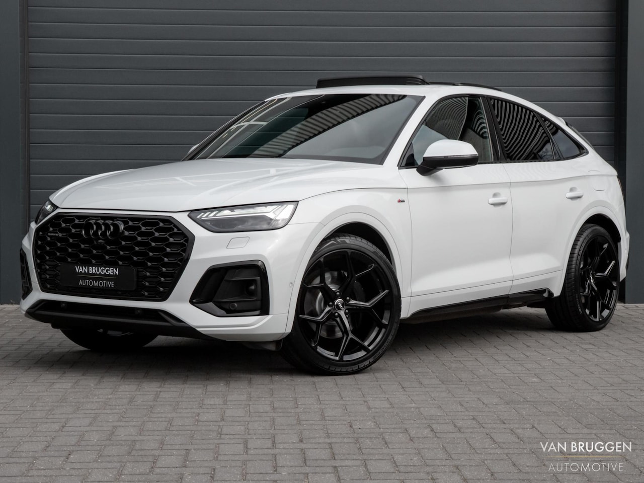 Audi Q5 Sportback - 55 TFSI e S-Line Pano RS Luchtv Trekhaak B&O 360 BTW - AutoWereld.nl