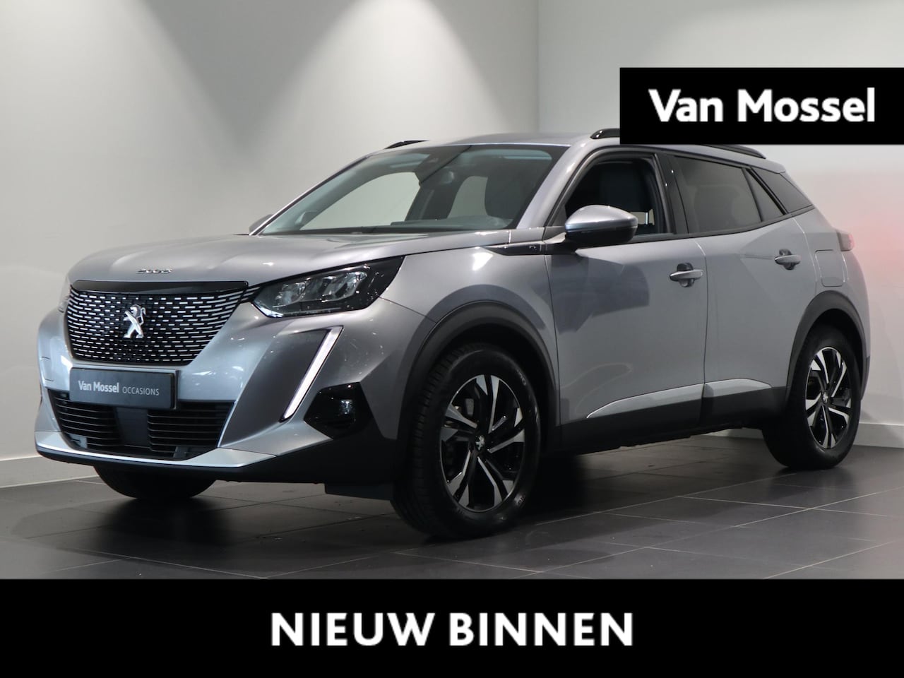 Peugeot e-2008 - EV Blue Lease Allure 50 kWh STOELVERWAMING - TREKHAAK - NAVIGATIE - AutoWereld.nl